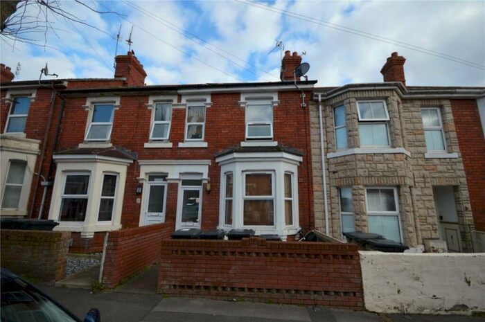 Studio To Rent In York Road, Town Centre, SN1