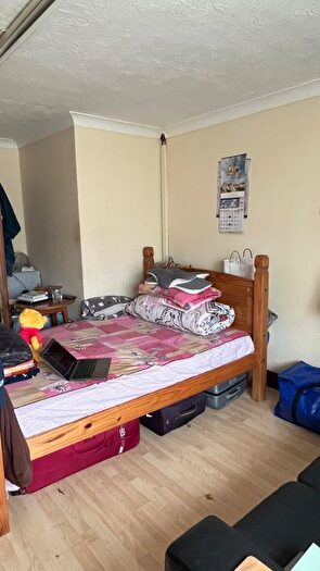 Studio To Rent In Bath Road, Hounslow, TW3