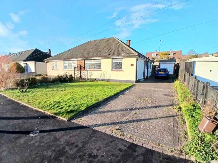 2 Bedroom House To Rent In Ninesprings Way, Hitchin, SG4