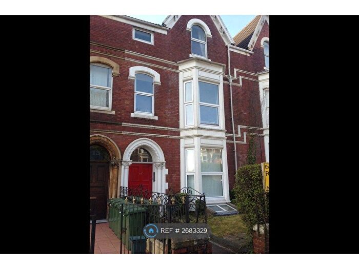 1 Bedroom Flat To Rent In Sketty Road, Swansea, SA2