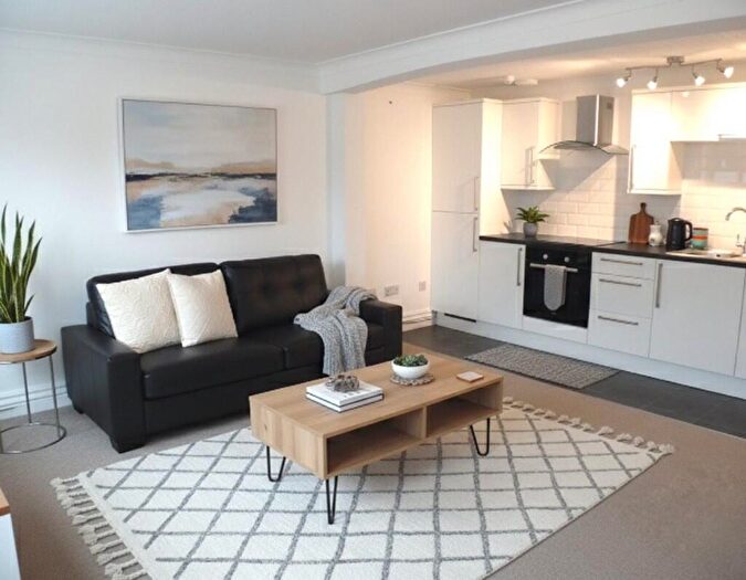 1 Bedroom Flat To Rent In Flat, Daisy Bank Road, Manchester, M14