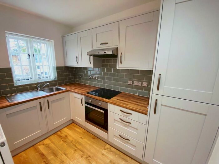 1 Bedroom Flat To Rent In Bull Street, Southam, CV47