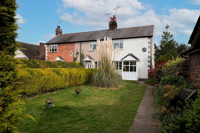 2 Bedroom End Of Terrace House For Sale In Moss Cottages, Walkers Lane, Farndon, Chester, CH3