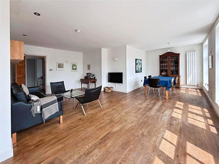 2 Bedroom Apartment For Sale In Madeleine House, Clarendon Park Road, Clarendon Park, Leicester, LE2
