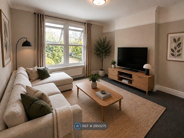2 Bedroom Flat To Rent In Cromwell Road, Bristol, BS6
