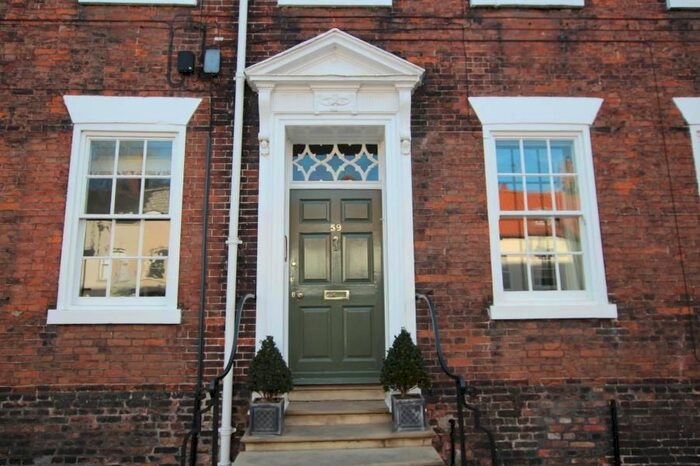 2 Bedroom Flat To Rent In North Bar Within, Beverley, HU17