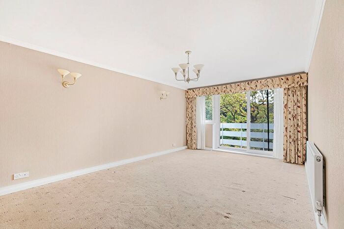 2 Bedroom Flat For Sale In Charnwood, High Road, Buckhurst Hill, IG9