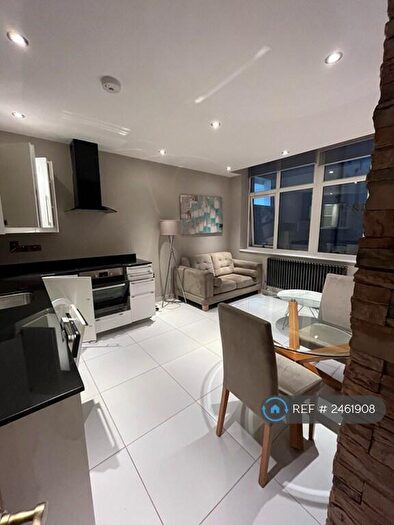 1 Bedroom Flat To Rent In Butts Court, Leeds, LS1