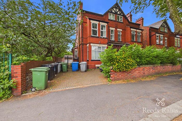 2 Bedroom Apartment To Rent In Ayres Road, Manchester, Greater Manchester, M16