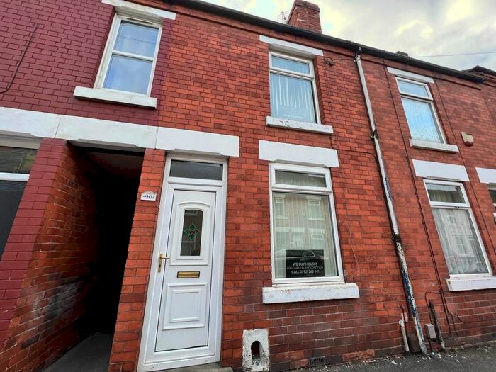 3 Bedroom Property To Rent In Carlingford Road, Hucknall, Nottingham, NG15