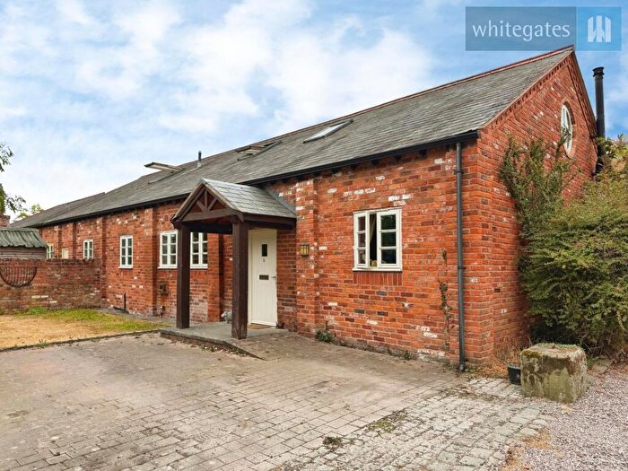 4 Bedroom Barn Conversion For Sale In Pen Y Lan, Ruabon, Wrexham, LL14