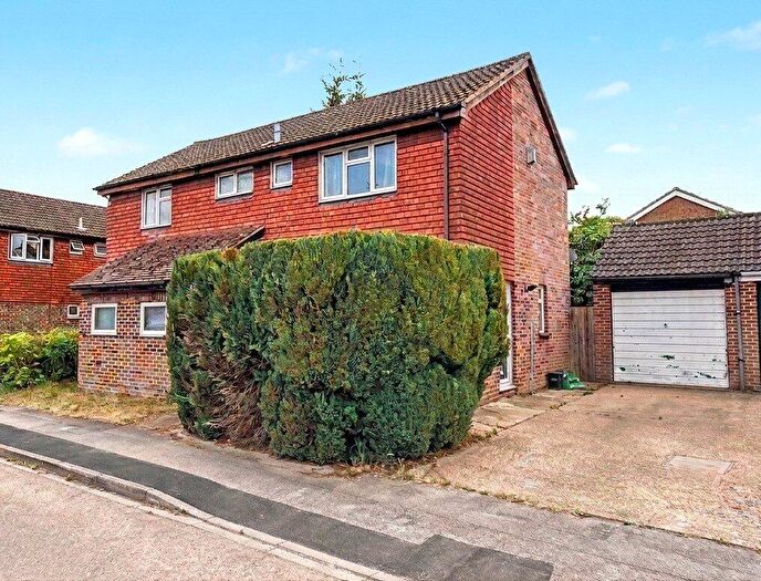 4 Bedroom Detached House To Rent In Easby Way, Lower Earley, Reading, Berkshire, RG6