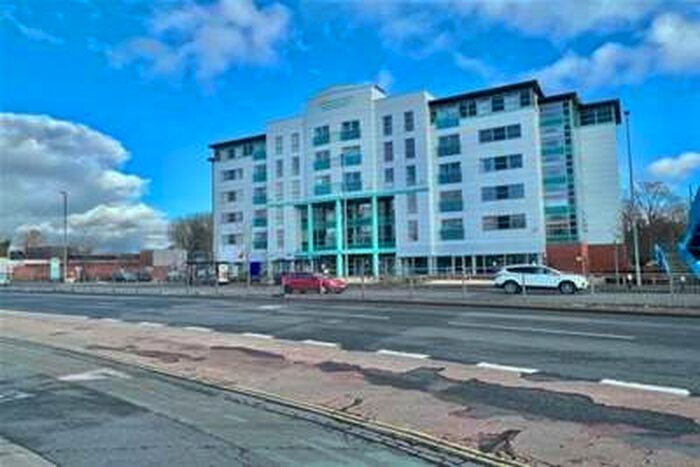 2 Bedroom Flat To Rent In Military Road, Portsmouth, PO3