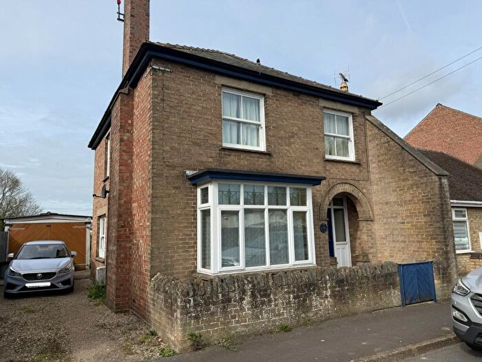 3 Bedroom Detached House For Sale In South Street, Crowland, Peterborough, Lincolnshire, PE6