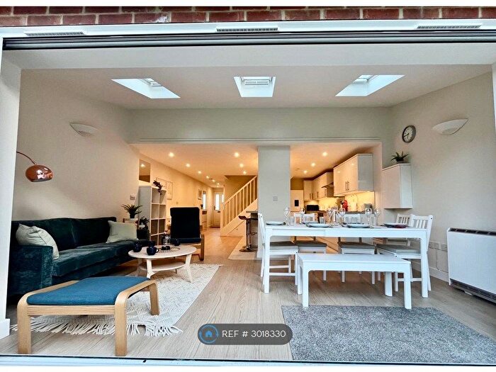 3 Bedroom Semi-Detached House To Rent In Oaksmere, Appleton, Abingdon, OX13
