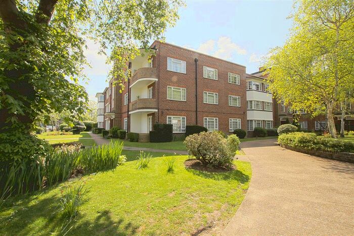 2 Bedroom Flat To Rent In Eaton Rise, London, W5