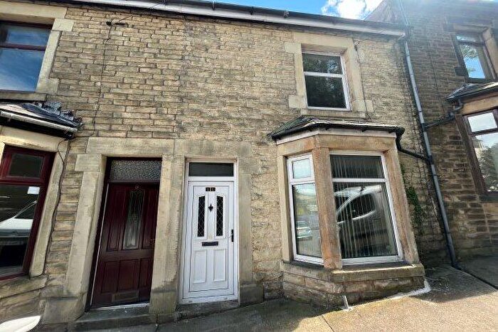 2 Bedroom Property To Rent In Haws Hill, Carnforth, LA5