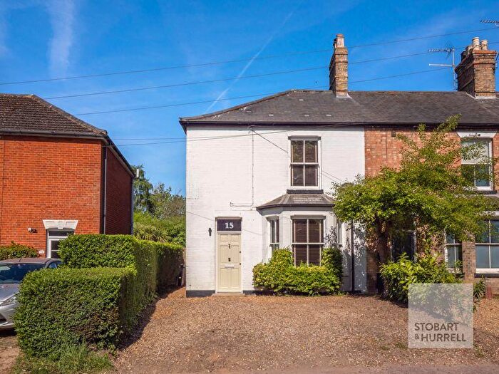 3 Bedroom Town House For Sale In Station Road, Coltishall, Norfolk, NR12