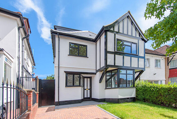 4 Bedroom Detached House For Sale In Alderton Crescent, Hendon, NW4