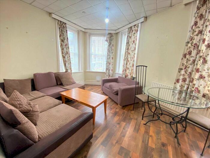 1 Bedroom Flat To Rent In Manor Road, London, W13