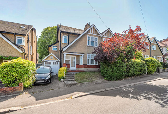 3 Bedroom Semi Detached House For Sale In Hawthorn Road, Sutton, SM1