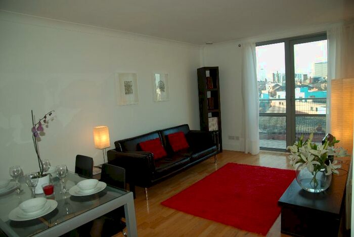 2 Bedroom Apartment To Rent In Merchants Quay, East Street, LS9