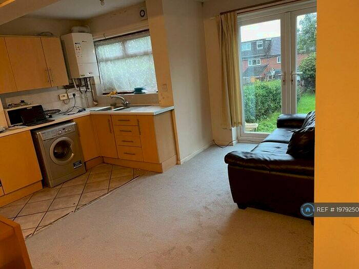 5 Bedroom Terraced House To Rent In Cannon Hill Road, Coventry, CV4