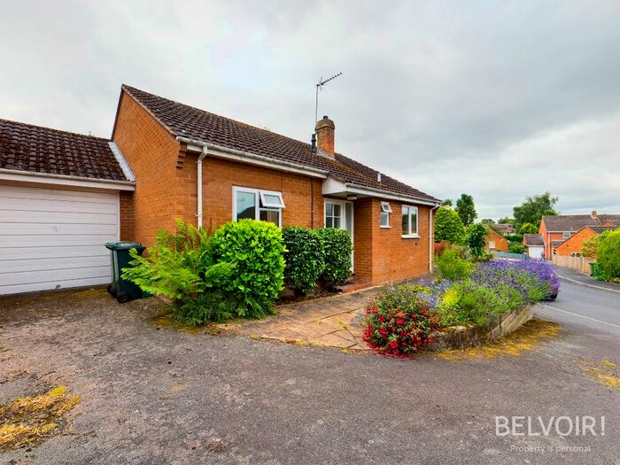 2 Bedroom Bungalow For Sale In Manor Park, Pontesbury, Shrewsbury, SY5