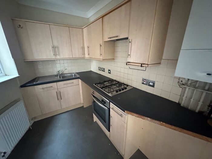 2 Bedroom Flat To Rent In Priory Road, Southampton, SO17