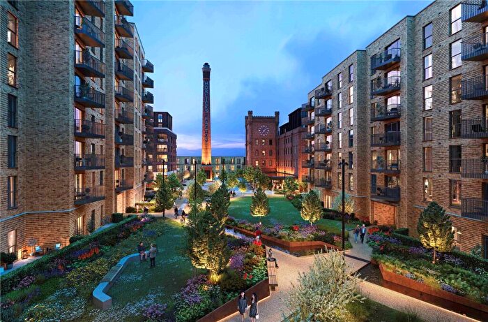 1 Bedroom Apartment For Sale In Engineering Mews, Clock Tower House, Heritage Walk, Slough, SL1