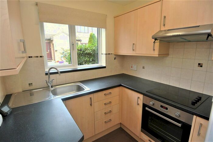 1 Bedroom Property To Rent In Countisbury Gardens, Addlestone KT15