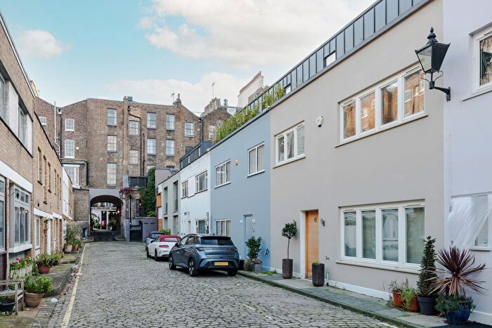 5 Bedroom Mews For Sale In Gloucester Mews West, London, W2