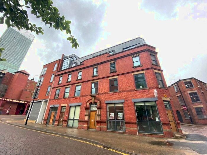 2 Bedroom Apartment To Rent In Deansgate, Manchester, M3