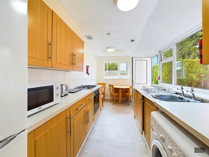 5 Bedroom House To Rent In Portland Street, Exeter, EX1