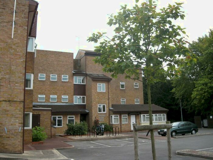 1 Bedroom Flat To Rent In Yonge Close, Eastleigh, Hampshire, SO50