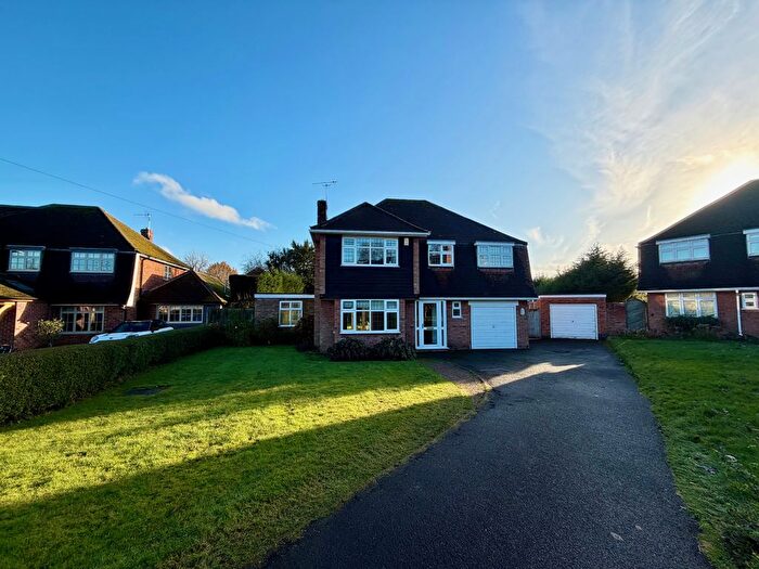 4 Bedroom Property To Rent In Chestnut Close, Loughborough, LE12