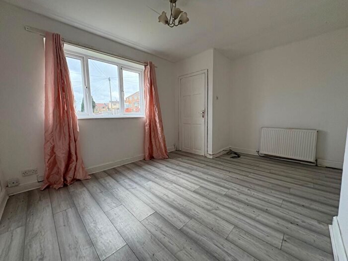 2 Bedroom House To Rent In Bernard Road, Edlington, DN12