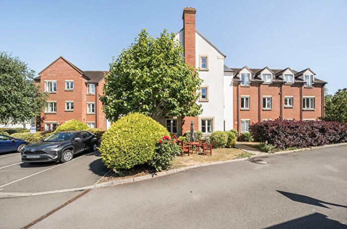 1 Bedroom Flat For Sale In Swan Lane, Faringdon, Oxfordshire, SN7