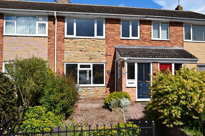 3 Bedroom Town House For Sale In Ingleby Drive, Tadcaster, North Yorkshire, LS24