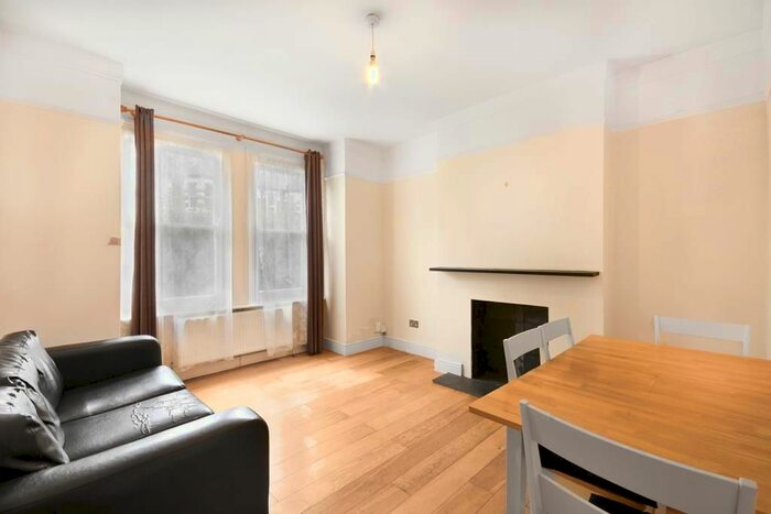1 Bedroom Flat To Rent In Vanderbilt Road, London, SW18