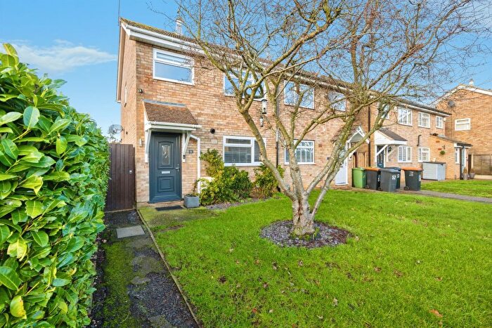 3 Bedroom Semi-Detached House For Sale In Willow Bank Walk, Leighton Buzzard, LU7