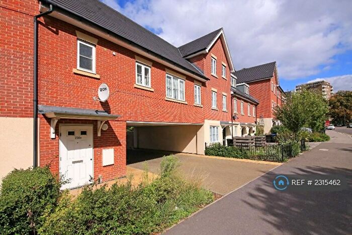 2 Bedroom Flat To Rent In Harlesden Road, London, NW10