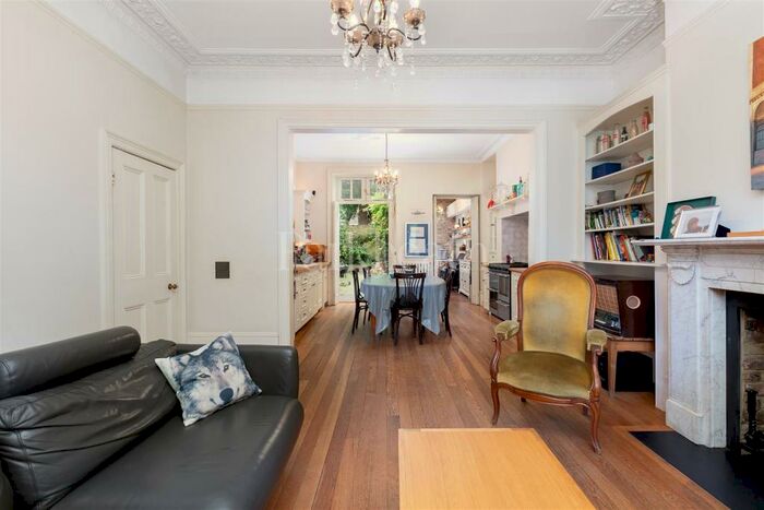 4 Bedroom Terraced House To Rent In Willes Road, Kentish Town, NW5