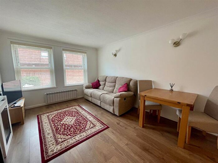 1 Bedroom Retirement Property To Rent In Homespire House, Knotts Lane, Canterbury, Kent, CT1