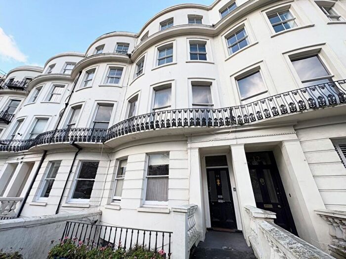 2 Bedroom Flat To Rent In Vernon Terrace, Brighton, BN1