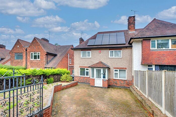 3 Bedroom Semi-Detached House For Sale In Wollaton Road, Beeston, Nottingham, NG9