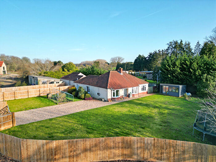4 Bedroom Detached Bungalow For Sale In Hazel Shrub, Bentley, IP9