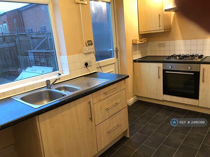 2 Bedroom Terraced House To Rent In Hamlyn Drive, Hull, HU4