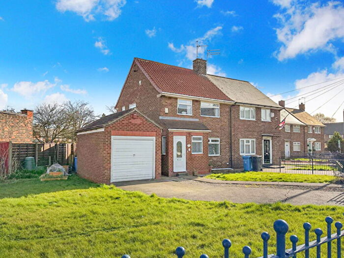 2 Bedroom Semi-Detached House For Sale In Westerdale Grove, Hull, HU9