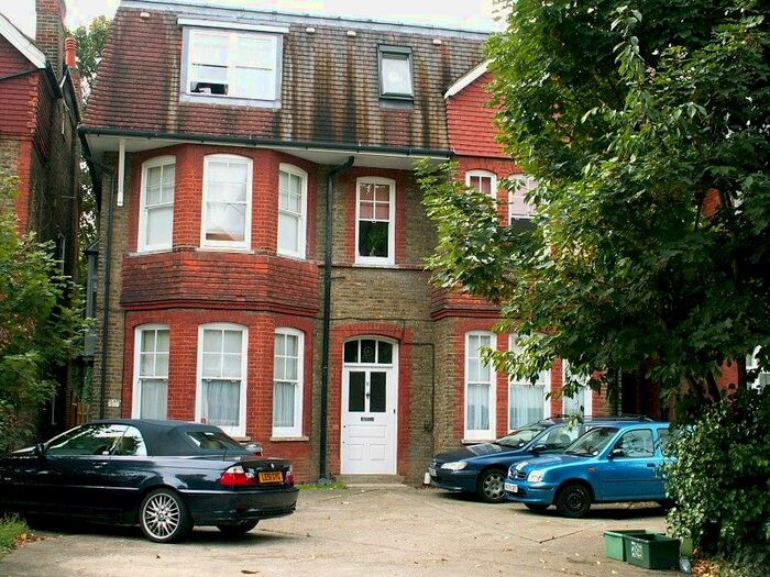 2 Bedroom Flat To Rent In Grange Road, London, Greater London. W5